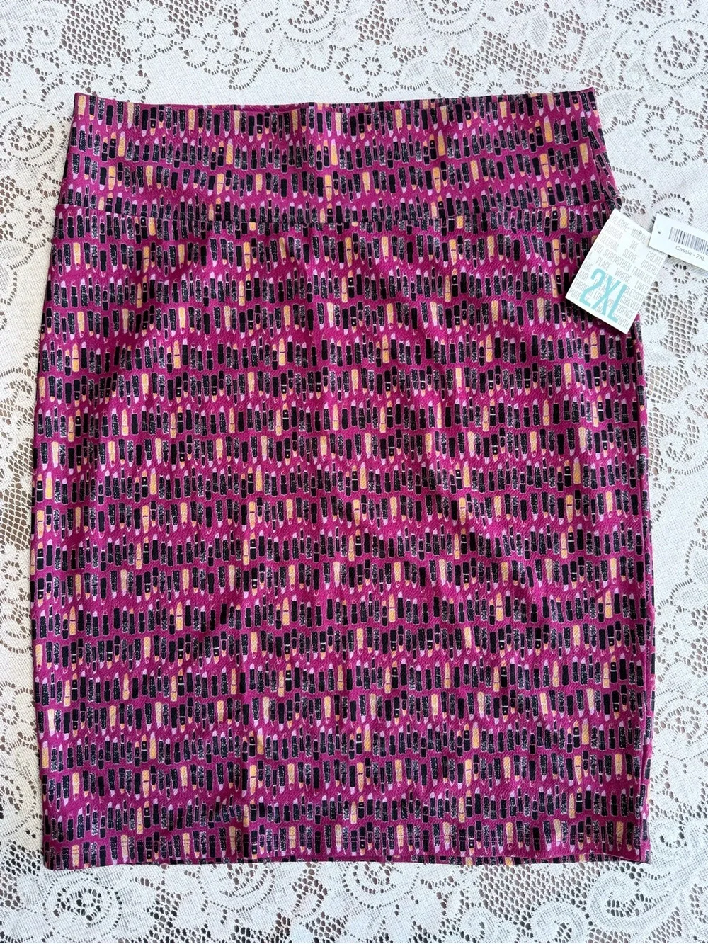 LuLaRoe Magenta and Black Patterned Pencil Skirt